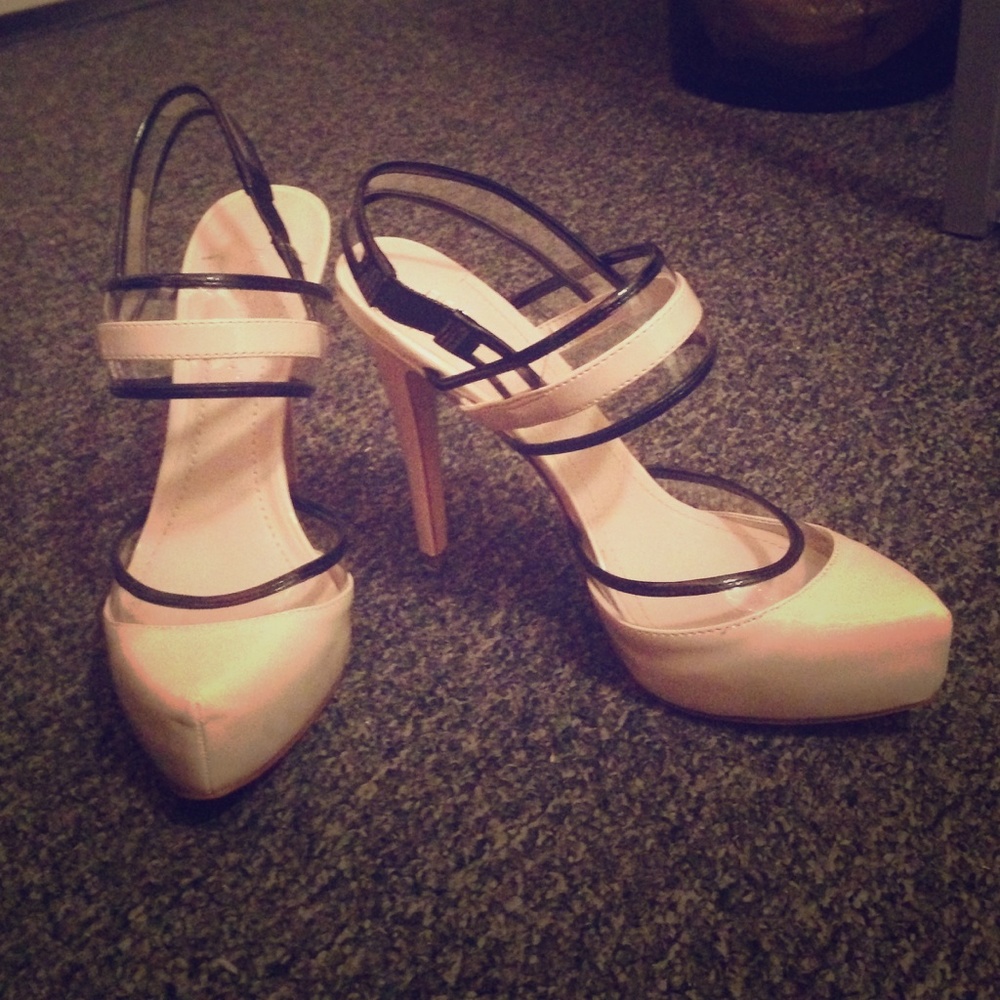 BCBGeneration nude and black patent heels